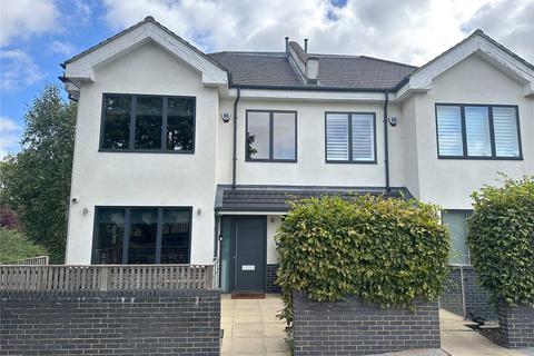 undefined, Creighton Avenue, London, N10