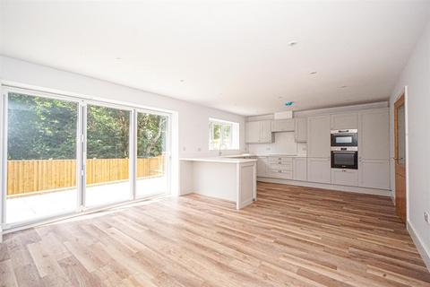 4 bedroom detached house for sale, Branksome Road, St. Leonards-On-Sea