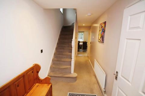 78 Birkhead Close, Kirkburton, Huddersfield, HD8 0GS