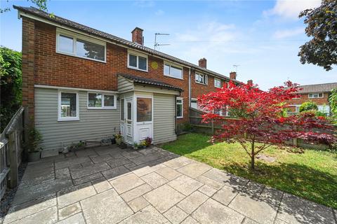 11 Foxhall Fields, East Bergholt, Colchester, CO7 6QY