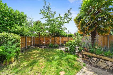 11 Foxhall Fields, East Bergholt, Colchester, CO7 6QY