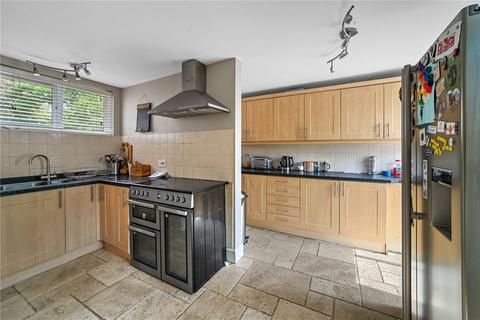 11 Foxhall Fields, East Bergholt, Colchester, CO7 6QY