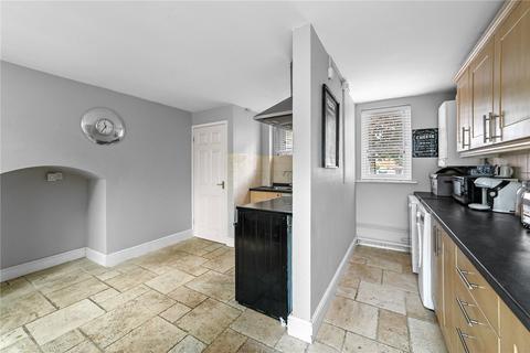 11 Foxhall Fields, East Bergholt, Colchester, CO7 6QY