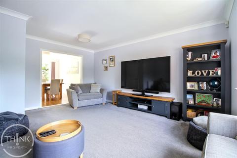 10 Coopers Close, Taverham, Norwich, NR8 6QZ