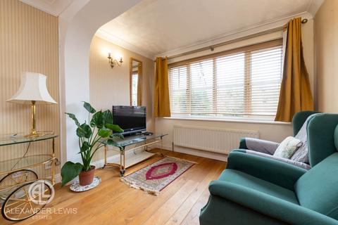 4 bedroom detached house for sale, Whitechurch Gardens, Letchworth, SG6 2AU