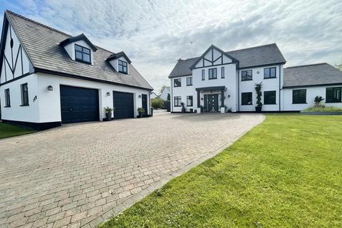 159, Fairways Approach, Mount Murray, Douglas