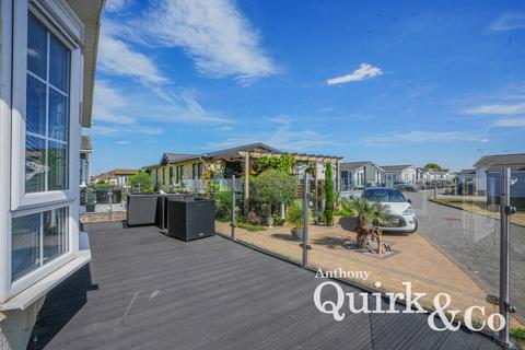 undefined, Kings Park, Canvey Island, SS8