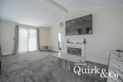 undefined, Kings Park, Canvey Island, SS8