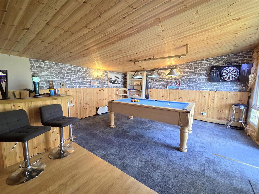 'The Pub' Interior