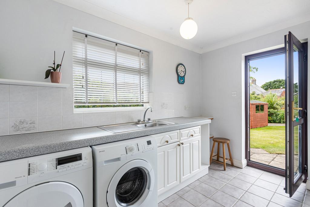 A20 - 4 Nurseries Close, Exton - 250626