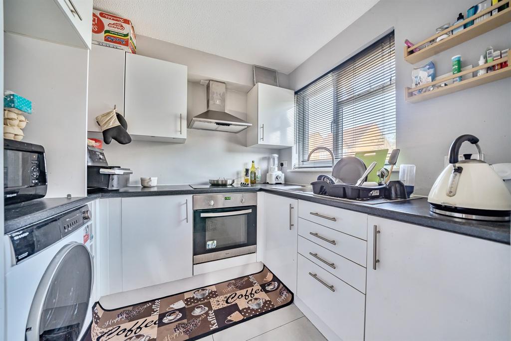 Apartment in London - More