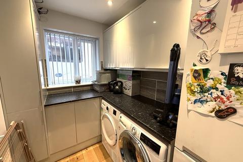144b Westbury Leigh, Westbury, BA13 3SH