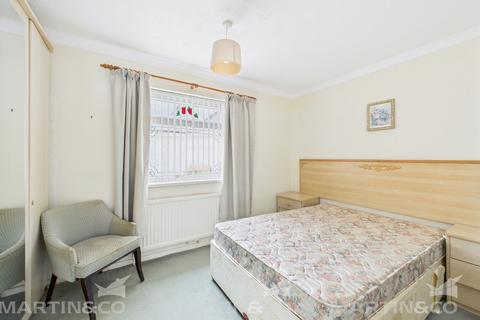 2 Ings Lane, Skellow, Doncaster, DN6 8JJ