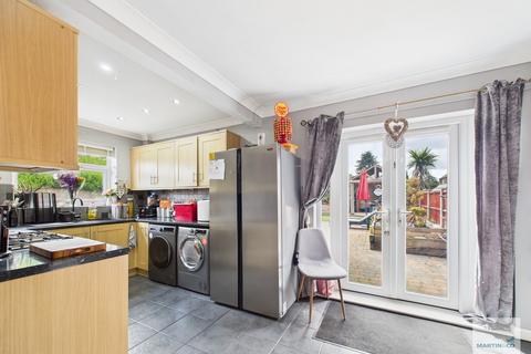 3 bedroom semi-detached house for sale, Godber Road, Hucknall