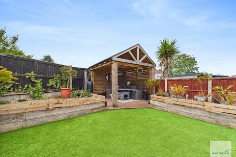 3 bedroom semi-detached house for sale, Godber Road, Hucknall