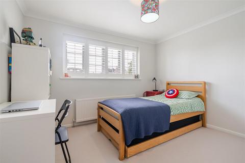 11 Sidbury Close, Ascot, SL5 0PD