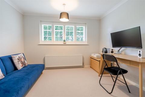 11 Sidbury Close, Ascot, SL5 0PD