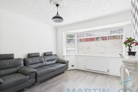 3 bedroom ground floor flat for sale, Fernhurst Crescent , Brighton
