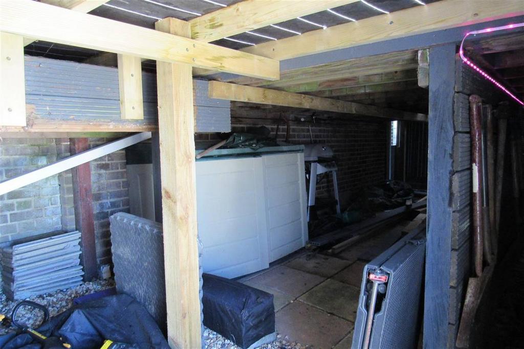 Attached Garage