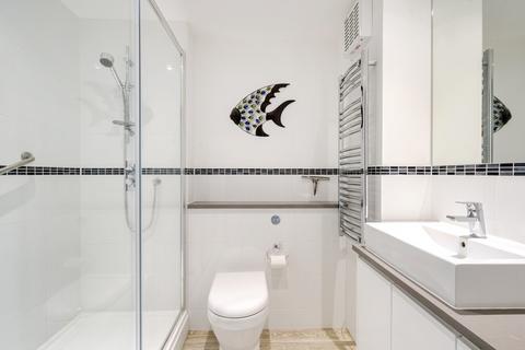 1 bedroom flat for sale, Thicket Road, Sutton