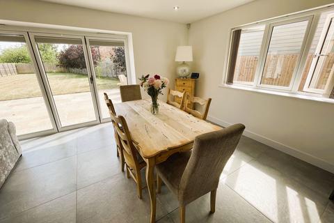 143 Barton Road, Wisbech, PE13 4TF