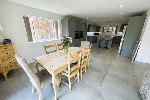 143 Barton Road, Wisbech, PE13 4TF