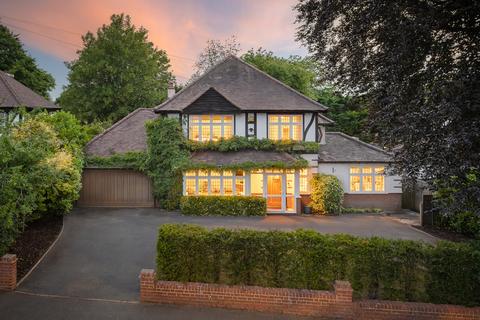 62 Buckingham Way, Wallington, SM6 9LT