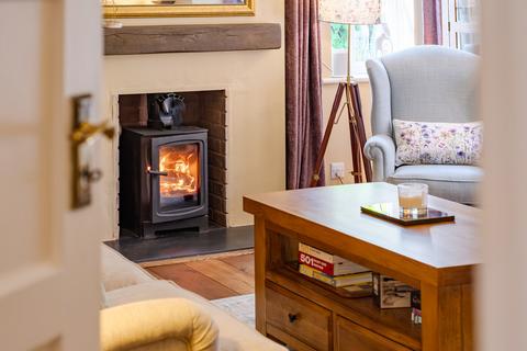 62 Buckingham Way, Wallington, SM6 9LT