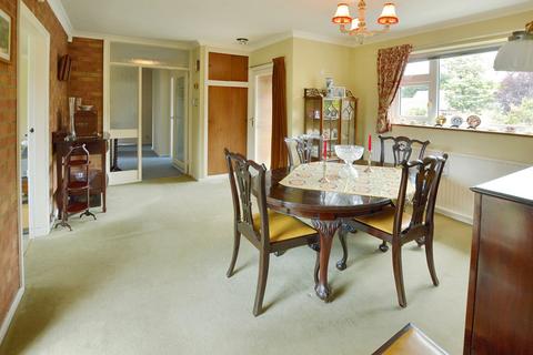 3 bedroom detached bungalow for sale, Irish Hill, Louth LN11 9YL