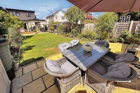 36 Bartley Road, Benfleet, SS7 4DB
