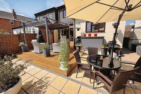 36 Bartley Road, Benfleet, SS7 4DB