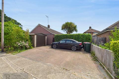 11 Cobbles Crescent, Crawley, RH10 8HA