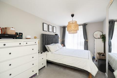 undefined, Box Hill Apartments, Chalkpit Lane