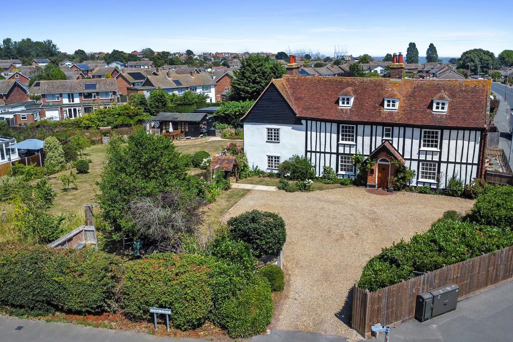 PT-FC(COL)-Dovercourt Hall-1