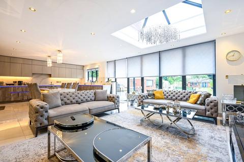 91 Robin Hood Lane, London, SW15 3QR