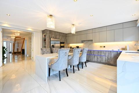 91 Robin Hood Lane, London, SW15 3QR