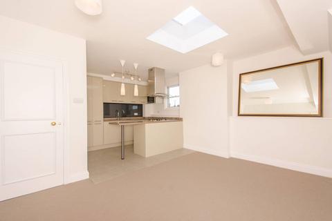 Upper Addison Gardens, Holland Park, London, W14