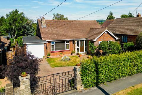 5 bedroom detached bungalow for sale, Wendover Road, Aylesbury HP22