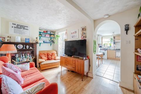 1 bedroom flat for sale, Linden Grove, London, SE15