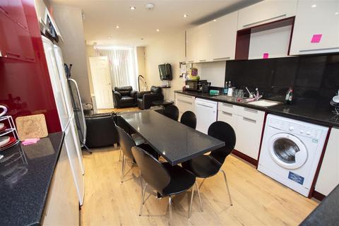 6 bedroom house to rent, Dawlish Road, Birmingham B29