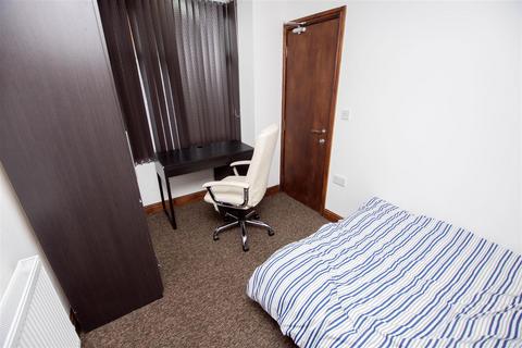6 bedroom house to rent, Tiverton Road, Birmingham B29