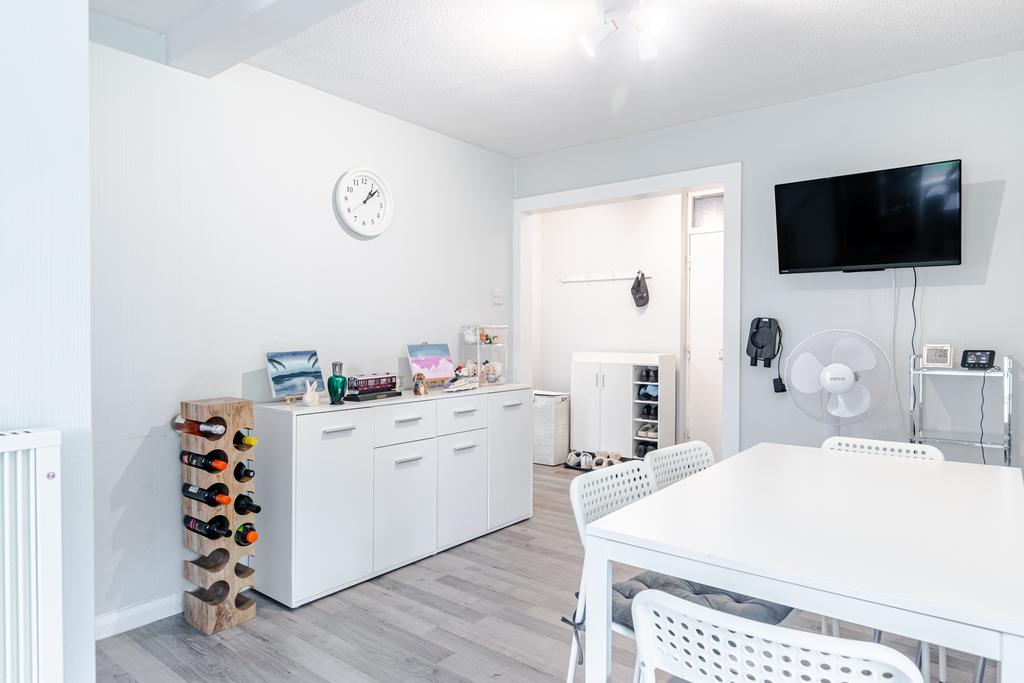 Apartment in Leeds - View 5