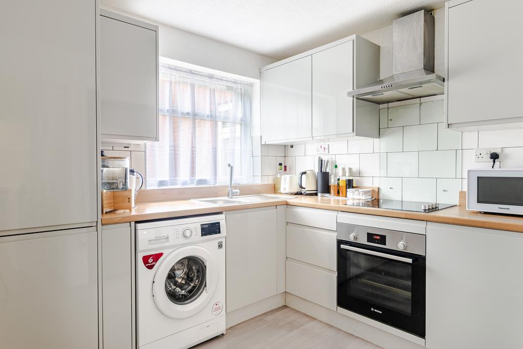 Apartment in Leeds - More