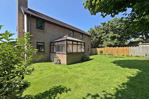 6 bedroom detached house for sale, 13, The Willows, Ballasalla, Isle of Man