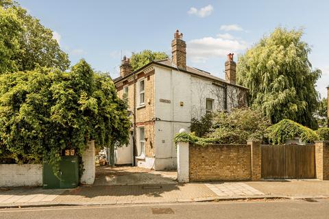 undefined, Harvard Road, London