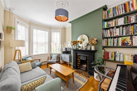 3 bedroom maisonette for sale, Lyndhurst Road, London, N22