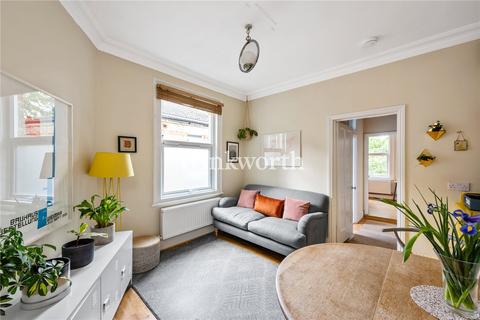 3 bedroom maisonette for sale, Lyndhurst Road, London, N22