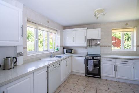 9 Brockhill Way, Penarth, CF64 5QD