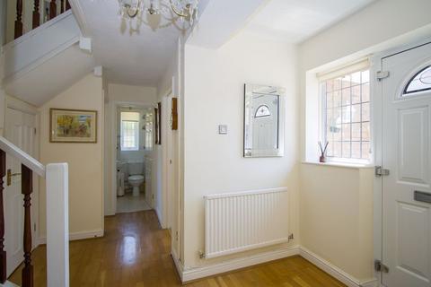 9 Brockhill Way, Penarth, CF64 5QD