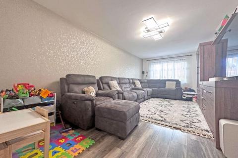undefined, Laura Roberts Close, WEST BROMWICH, B70 0FJ